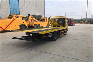 柘荣非事故拖车